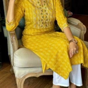 Women Cotton Abhisarika Voguish Kurtis