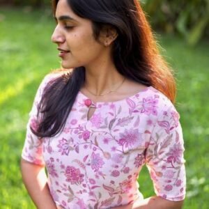 Women Cotton Blend Aakarsha Petite Kurtis